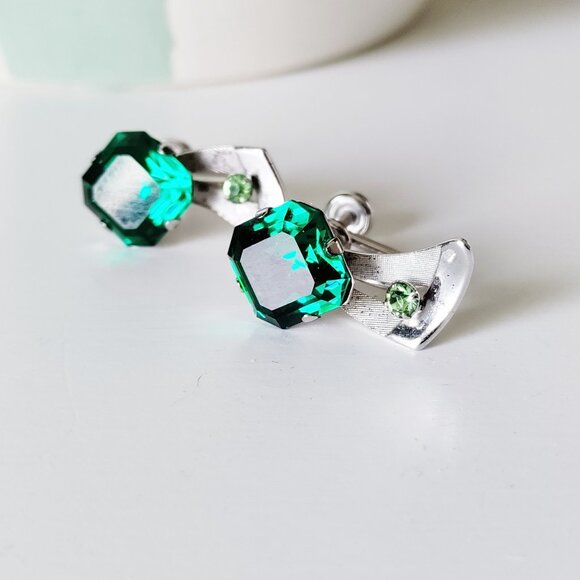 Stunning Van Dell Sterling & Emerald Cut Green Glass Rhinestone Earrings 1950s - Picture 4 of 10